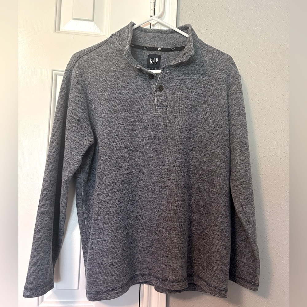 Gap Men’s Sweater Size M - NWOT